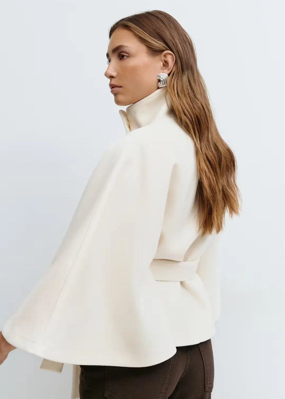 Elsie – Belt Cape Jacket