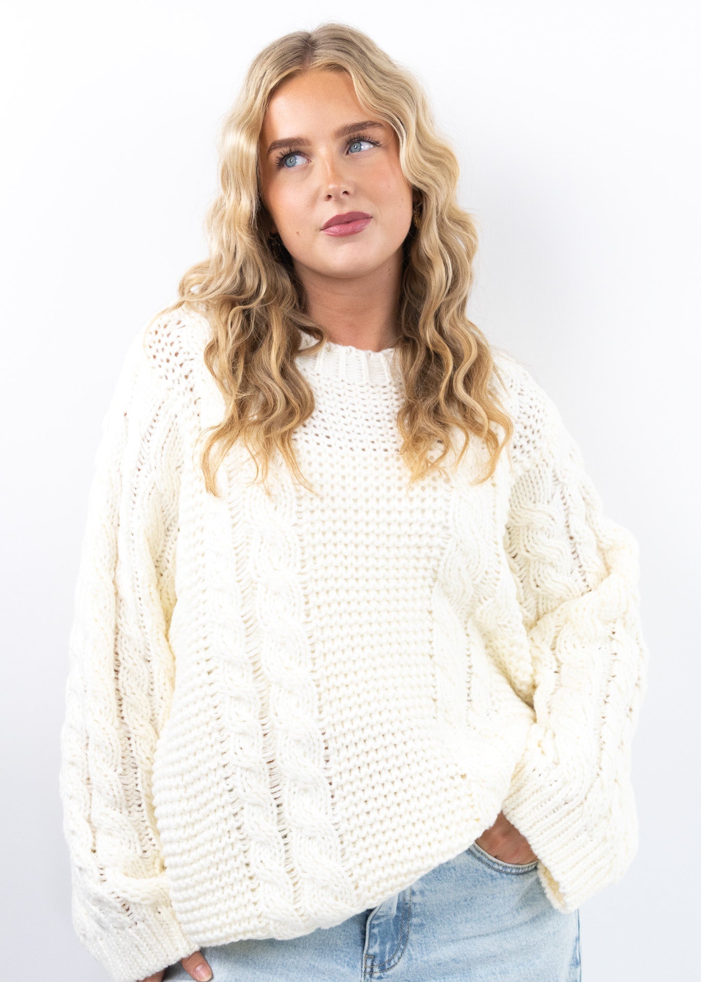 The Noélienne Cable Knit