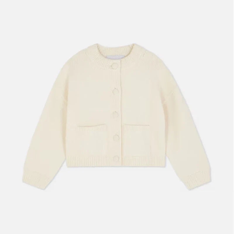 ALVARA | The Timeless & Comfortable Cardigan
