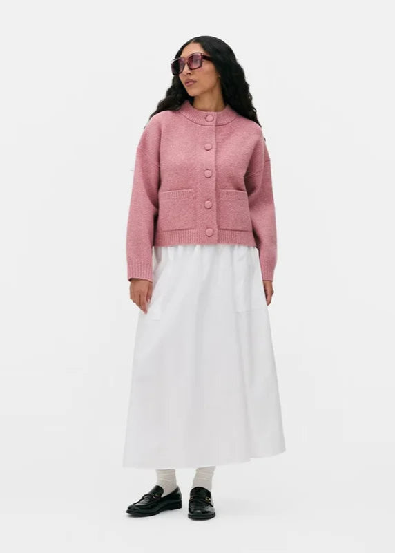 ALVARA | The Timeless & Comfortable Cardigan