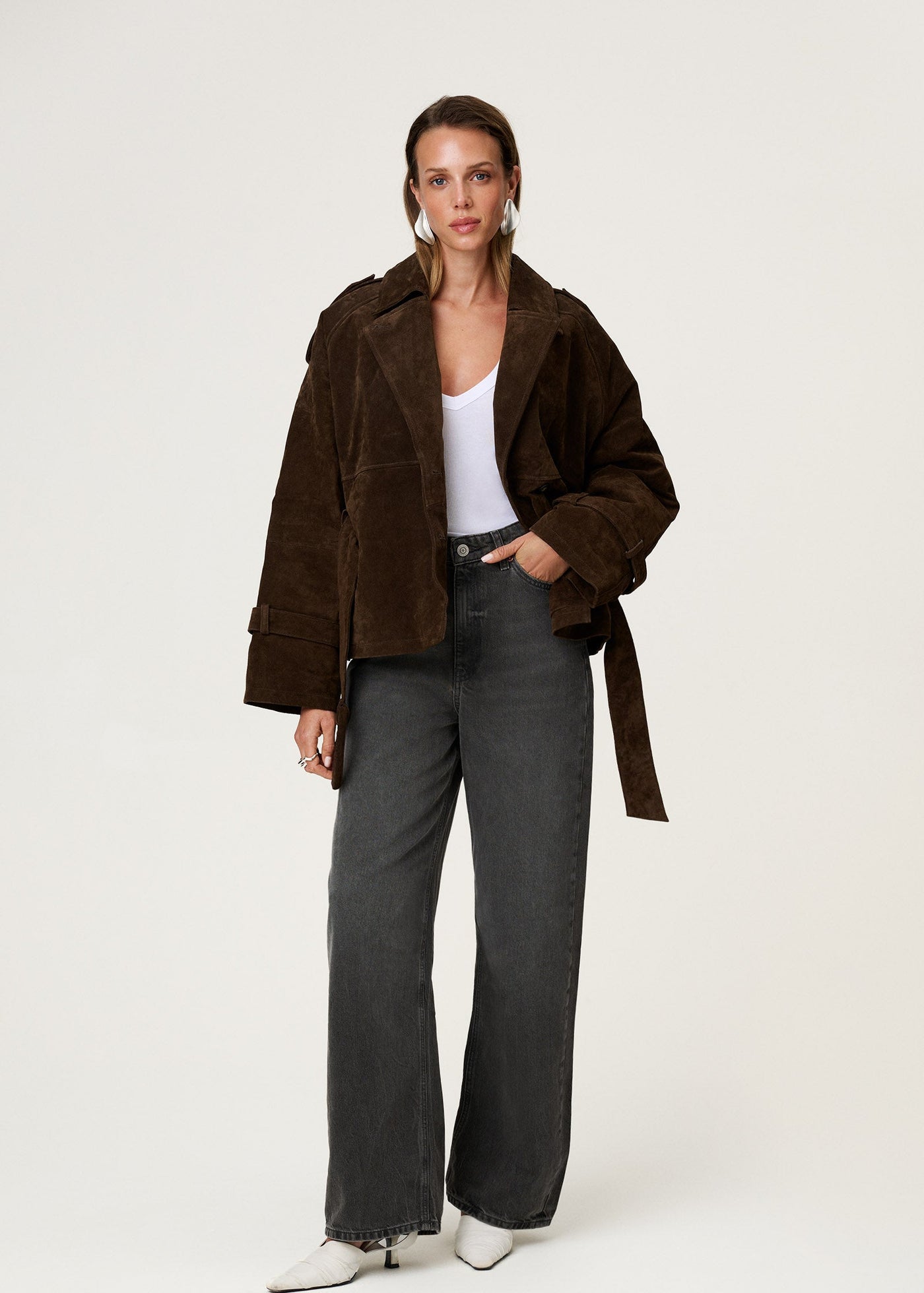 SIENNA | The Chic & Structured Cropped Trench