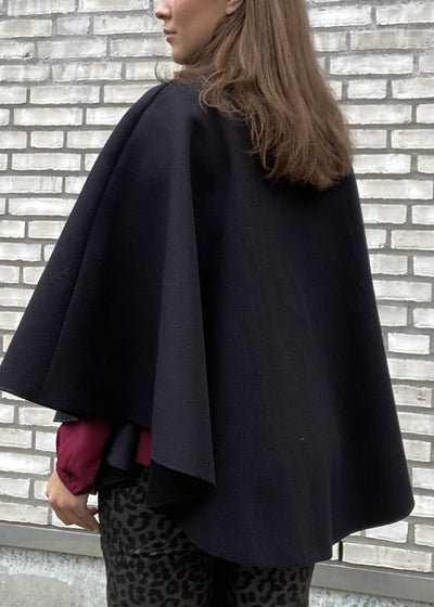 The Meridiaan Wool Cape