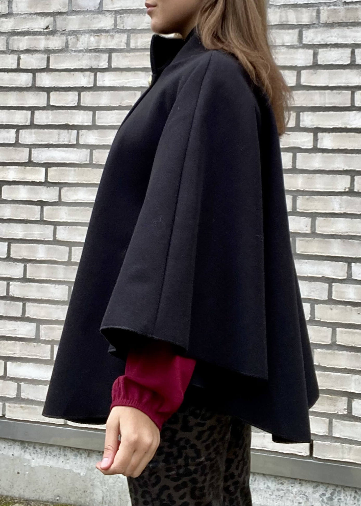 The Meridiaan Wool Cape